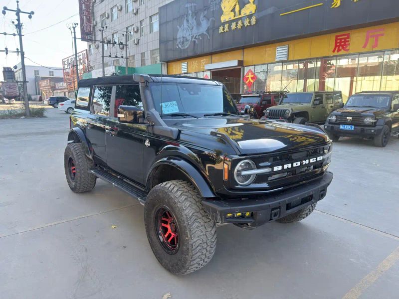 Explorer Bronco