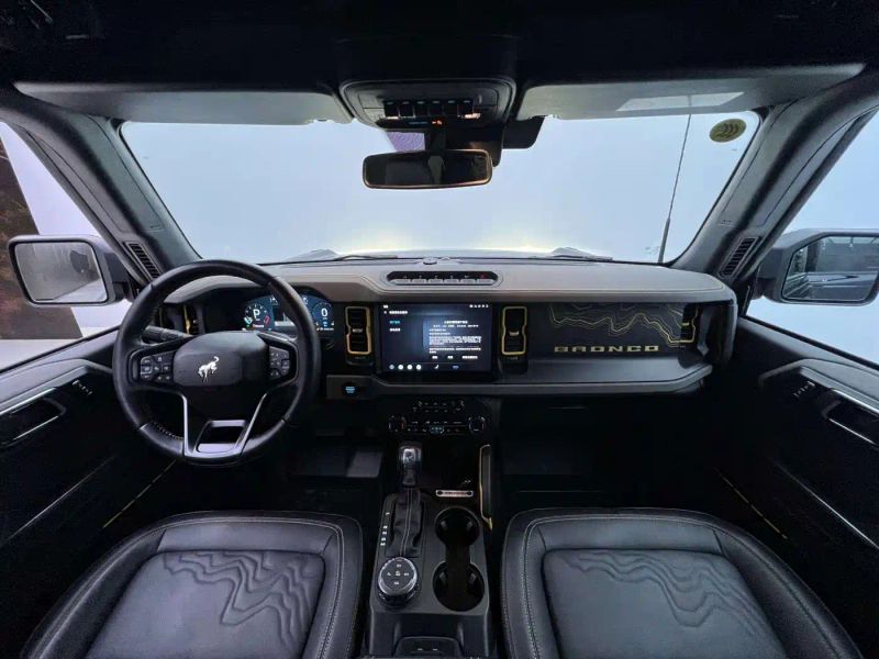 Explorer Bronco