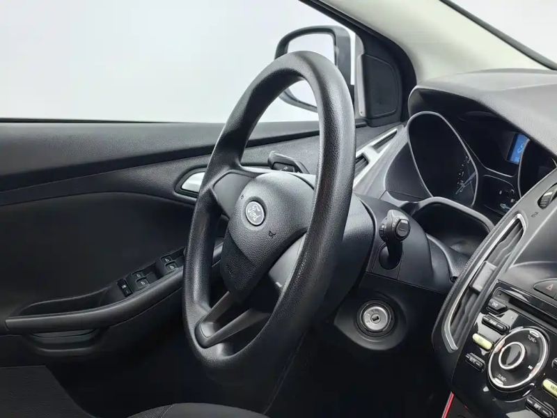 Explorer Focus