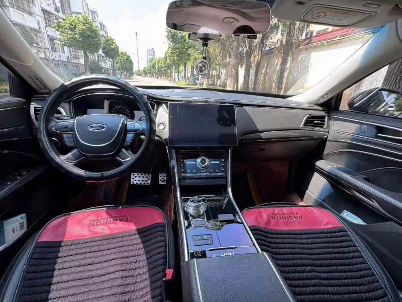 Explorer Taurus