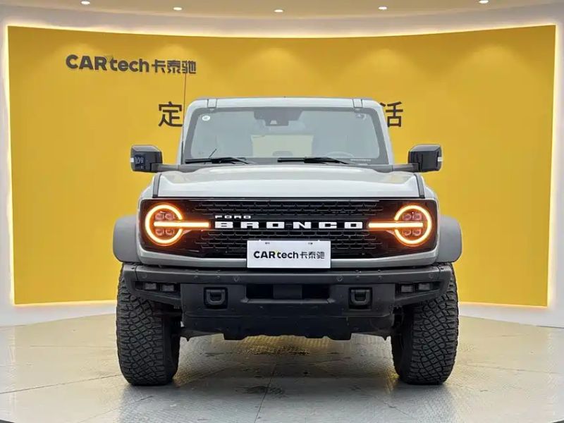 Explorer Bronco