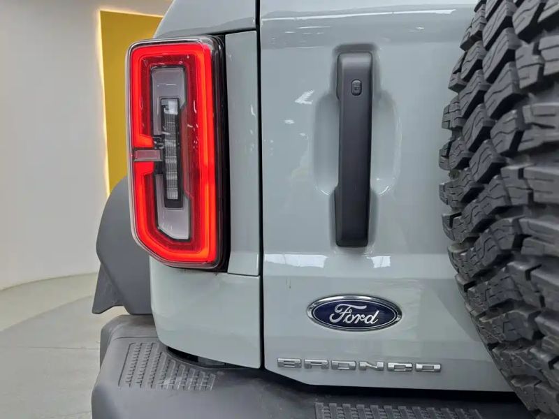 Explorer Bronco