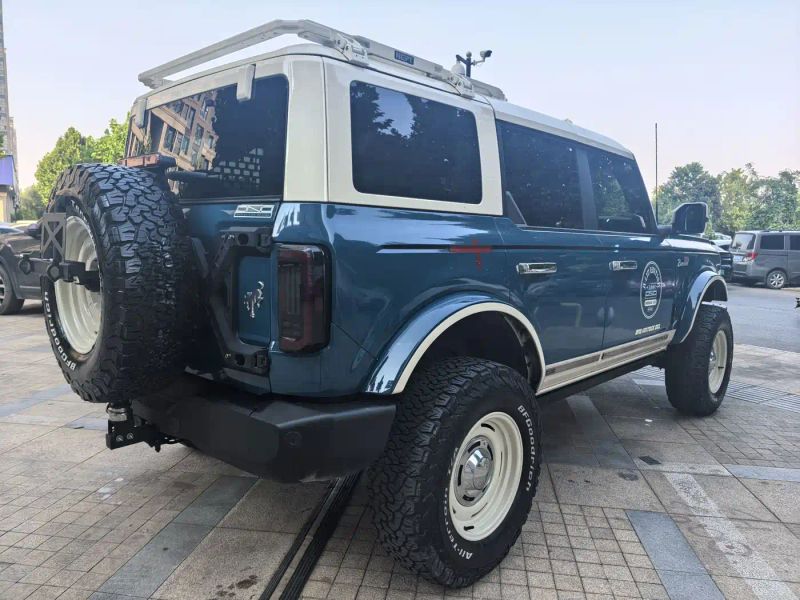 Explorer Bronco