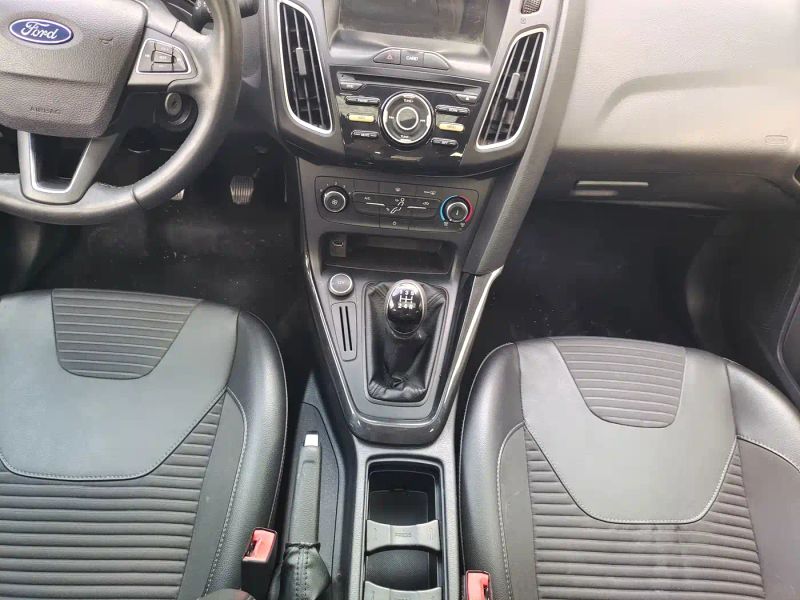 Explorer Focus