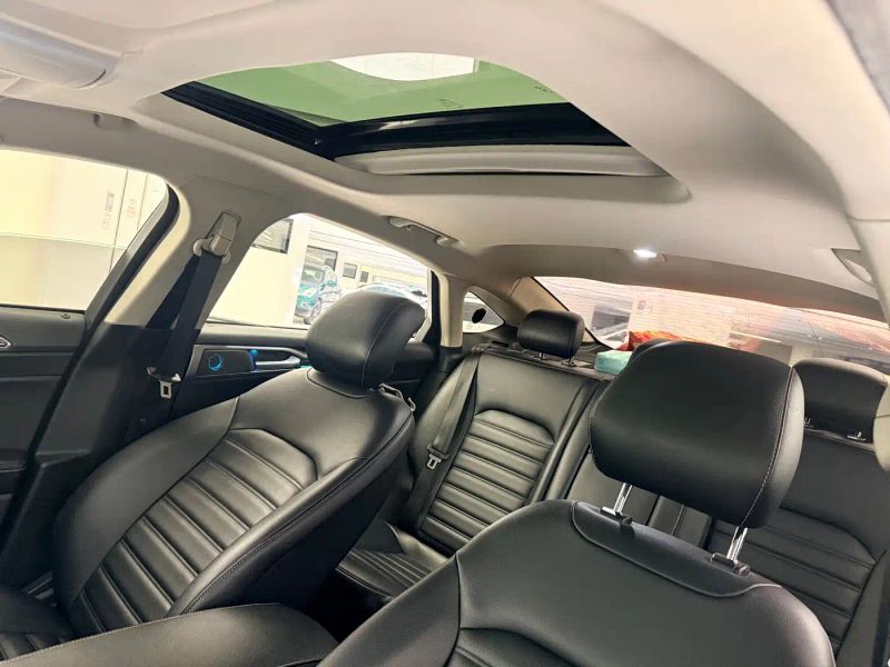 Explorer Mondeo