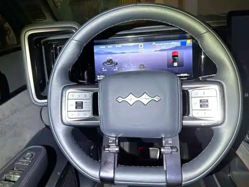 Leopard Suv