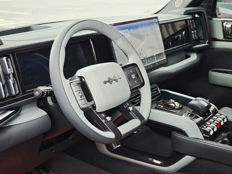 Leopard Suv