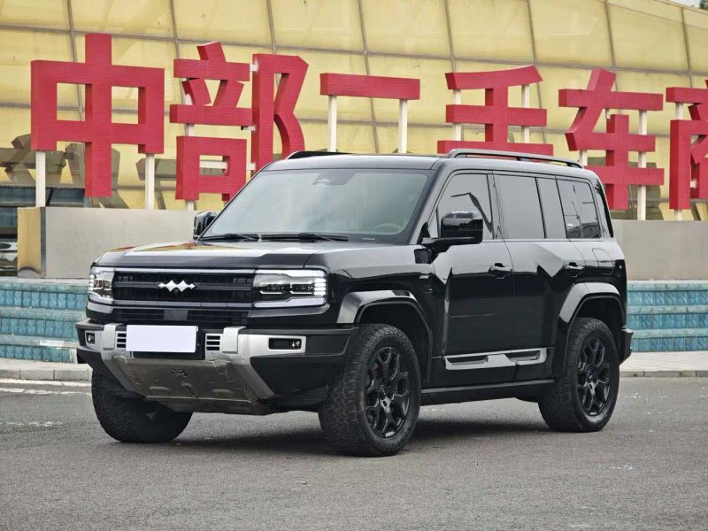 Leopard Suv
