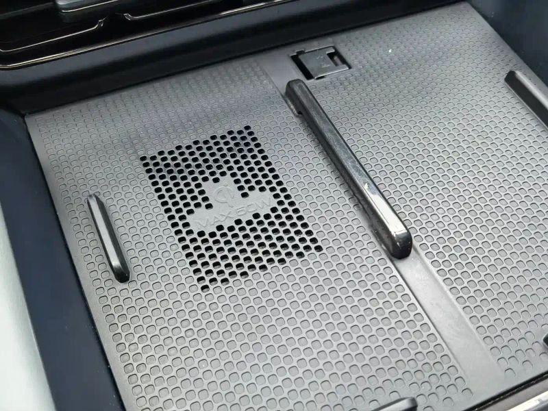 Leopard Suv