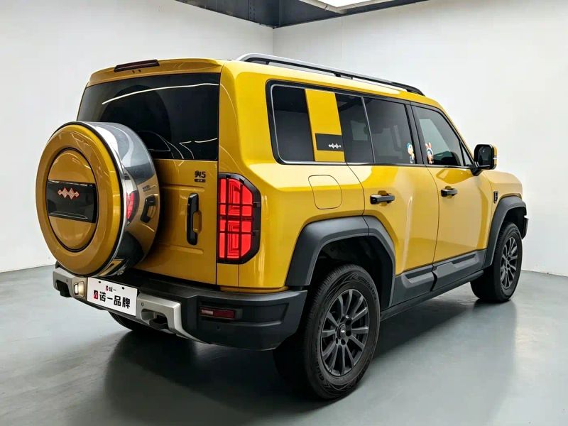 Leopard Suv
