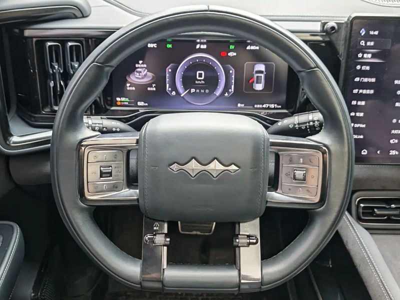 Leopard Suv