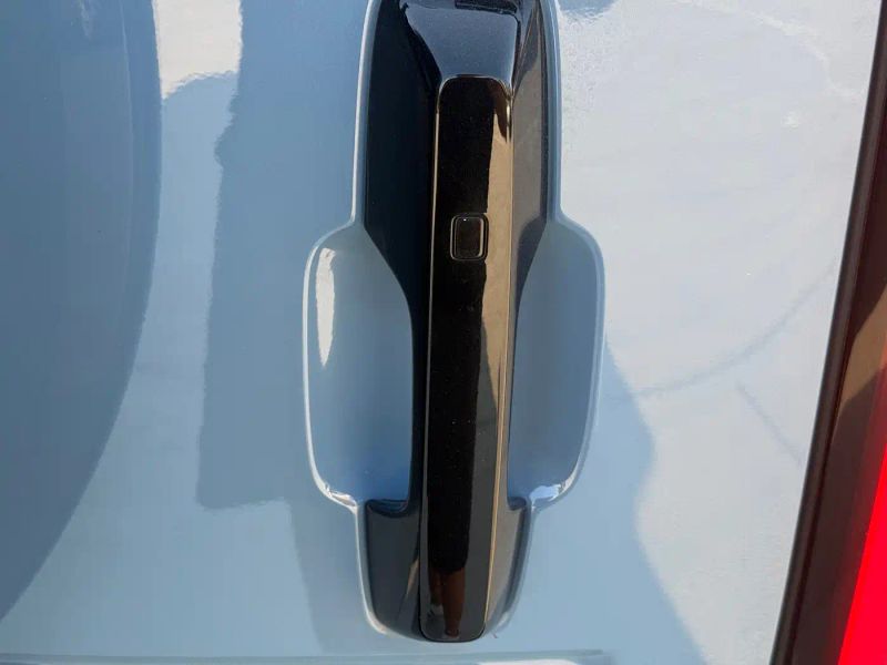 Leopard Suv