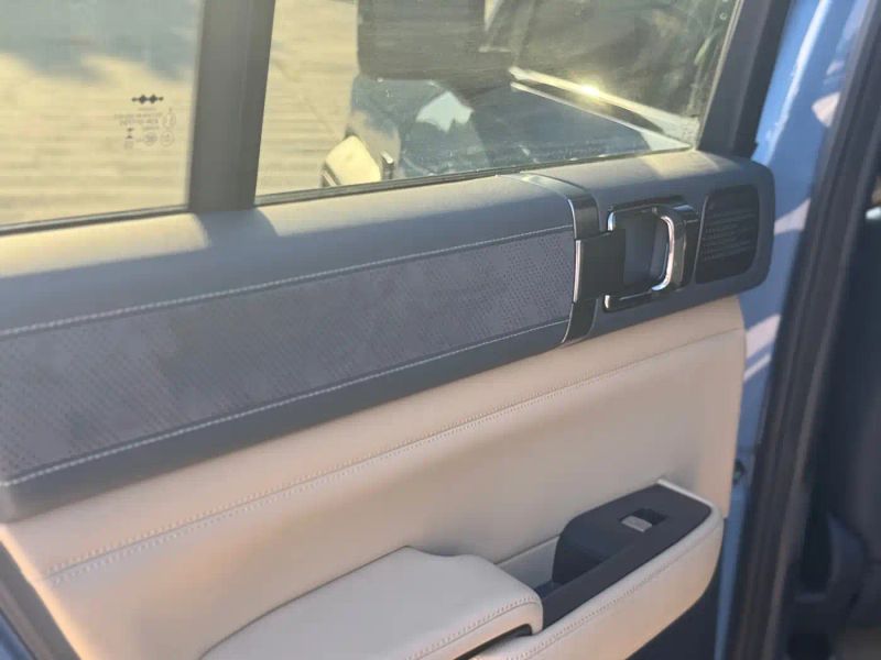 Leopard Suv