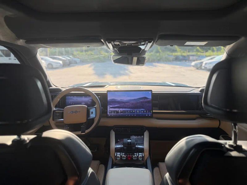 Leopard Suv