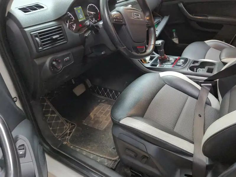 Qoros 5