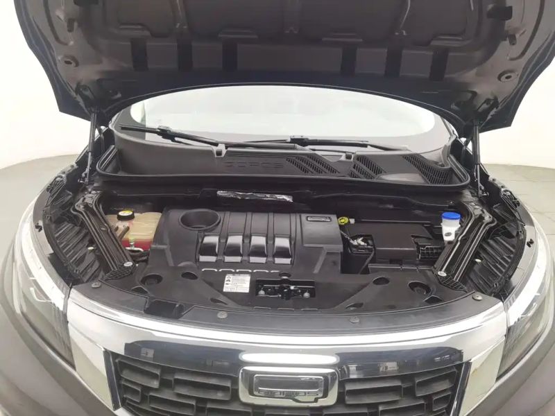 Qoros 5