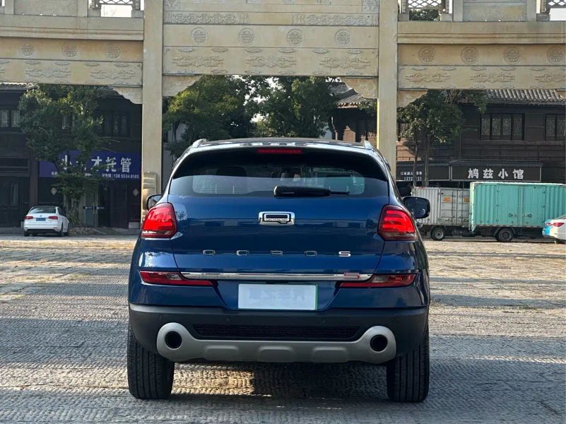 Qoros 5