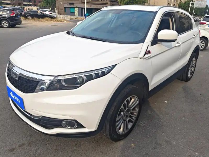 Qoros 5