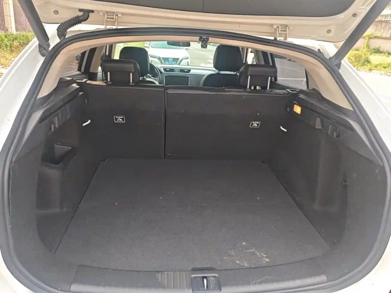 Qoros 5