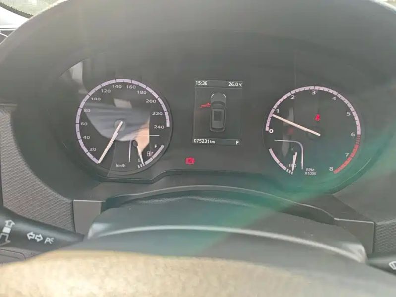 Qoros 5