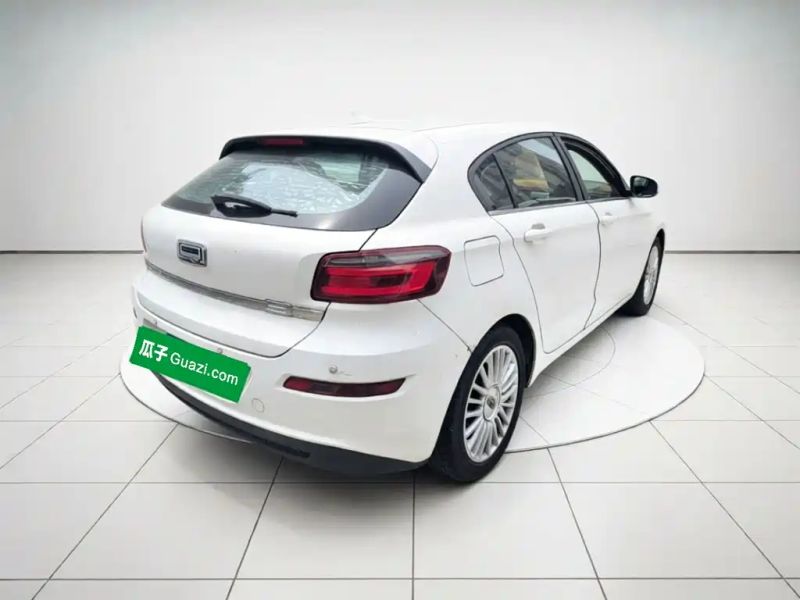 Qoros 3