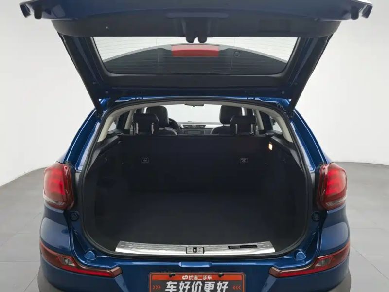 Qoros 5