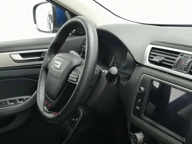 Qoros 5