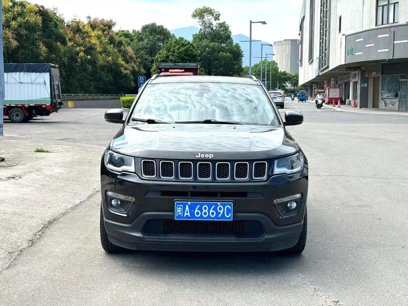 Zhinanzhe Jeep