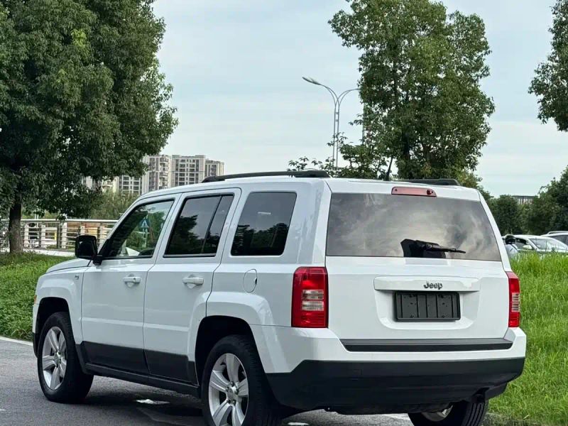 Zhinanzhe Jeep