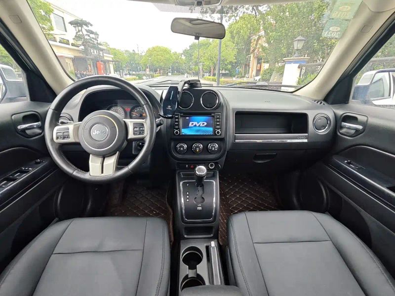 Zhinanzhe Jeep