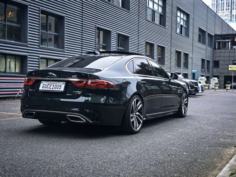 Jaguar xf