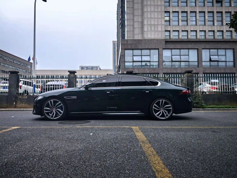 Jaguar xf