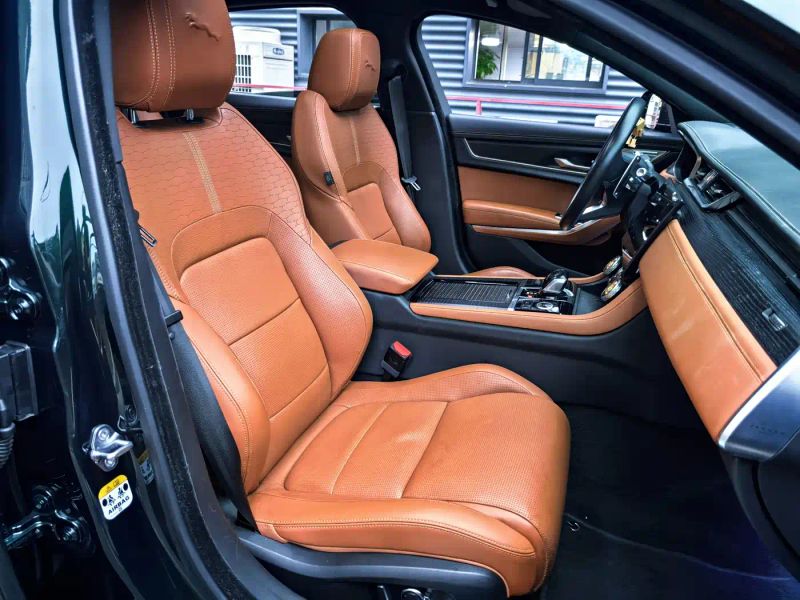 Jaguar xf
