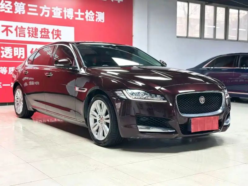 Jaguar xf