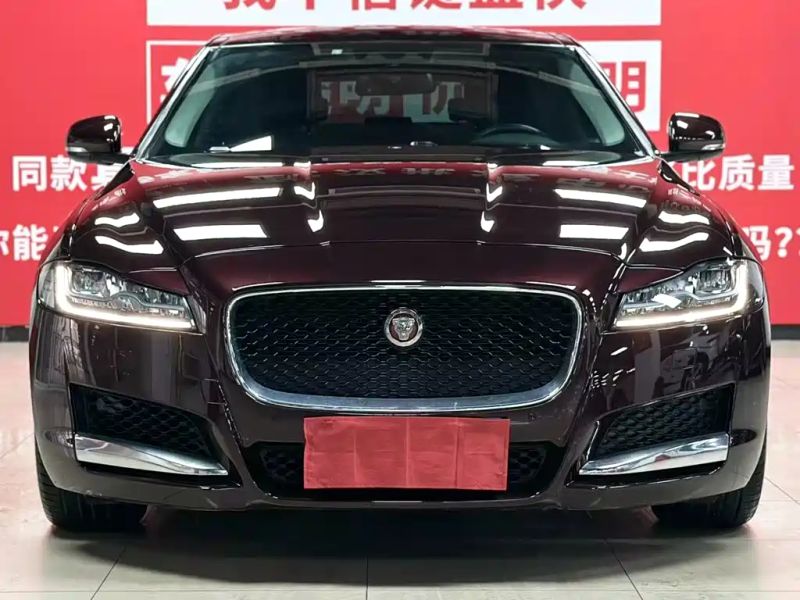 Jaguar xf