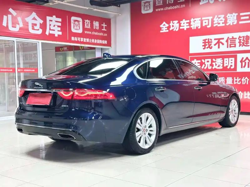 Jaguar xf