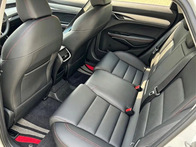 Geely Binrui