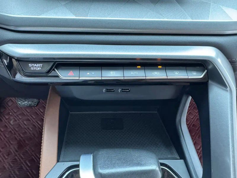 Geely X6