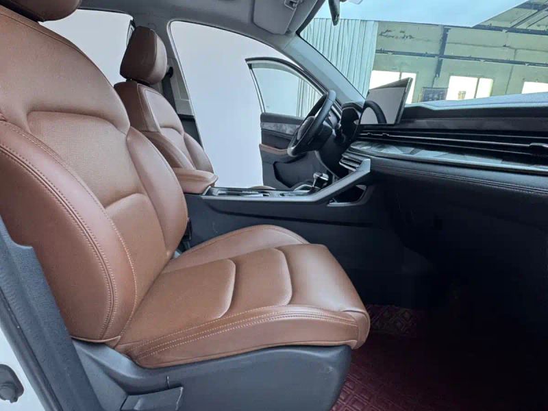 Geely X6