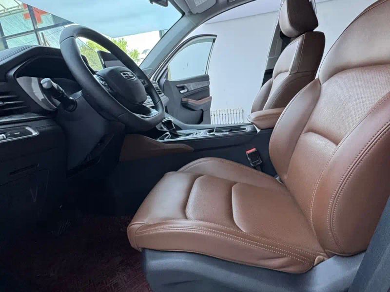 Geely X6