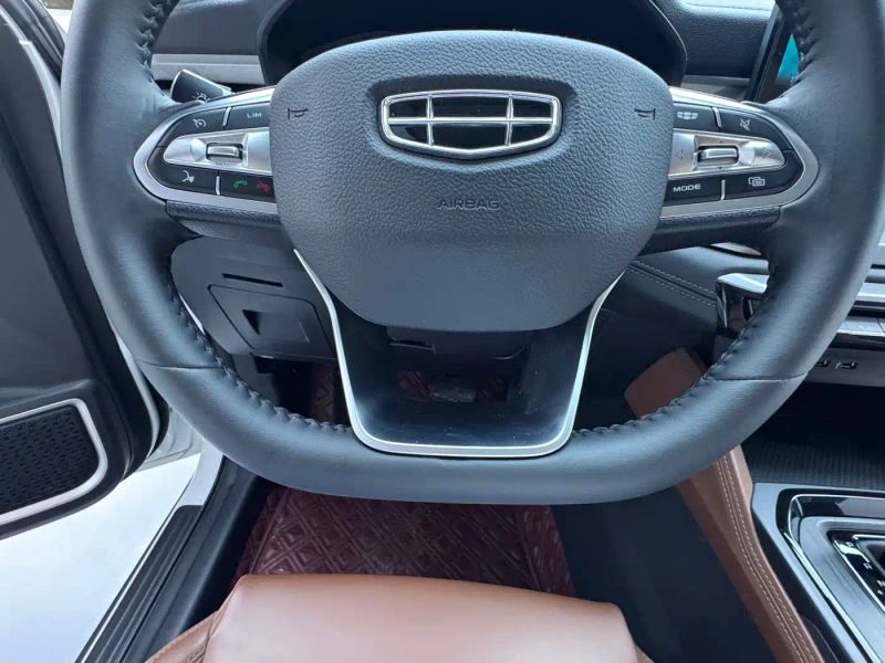 Geely X6