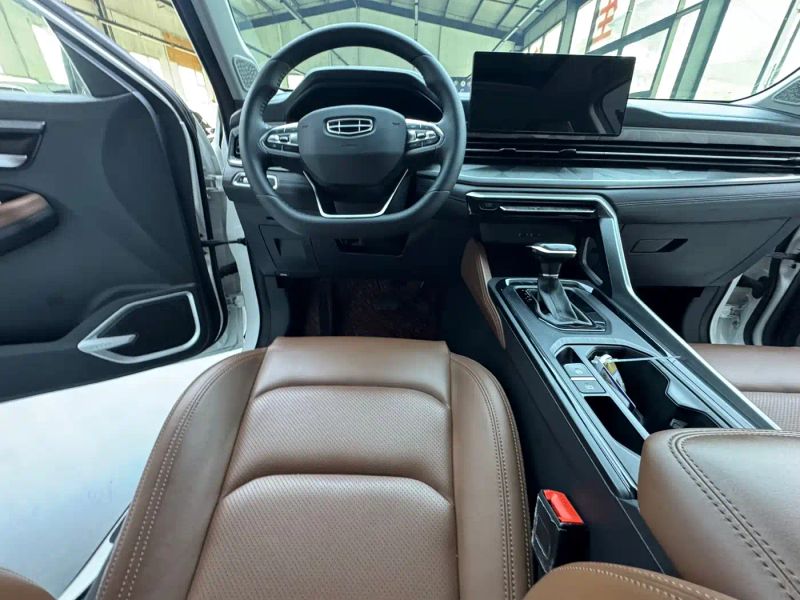 Geely X6
