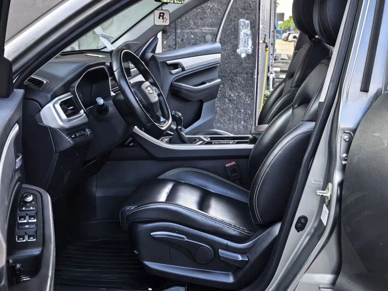 Geely X6