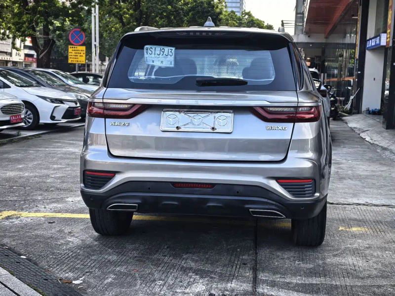 Geely X6