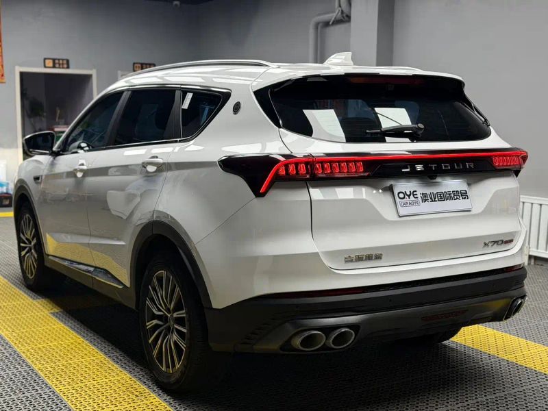 Jetour X70