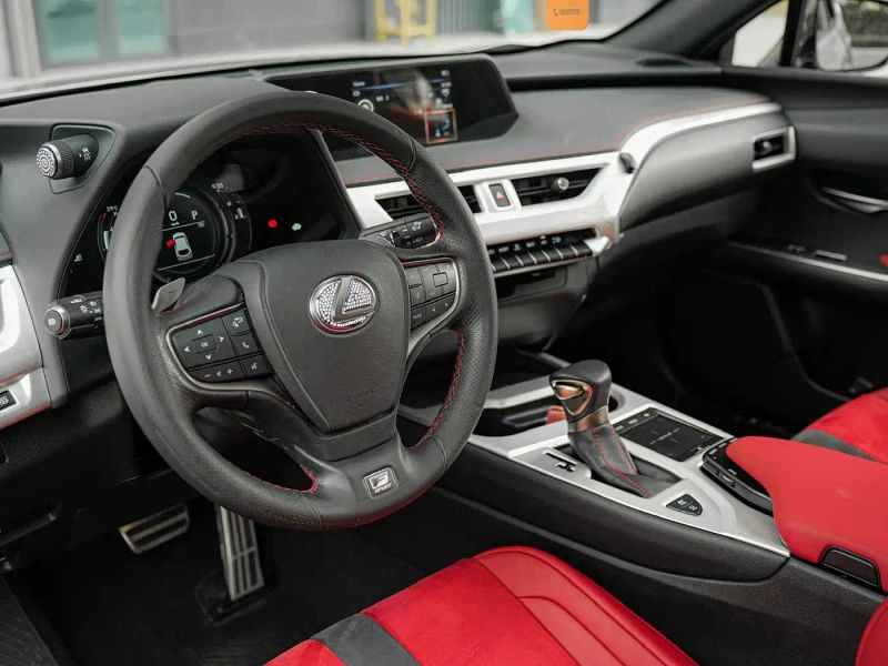 Lexus UX