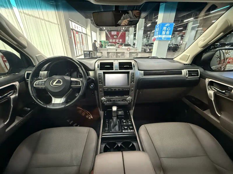 Lexus GX