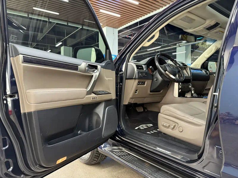 Lexus GX