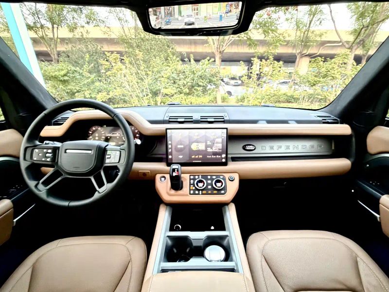 Range_rover Defender