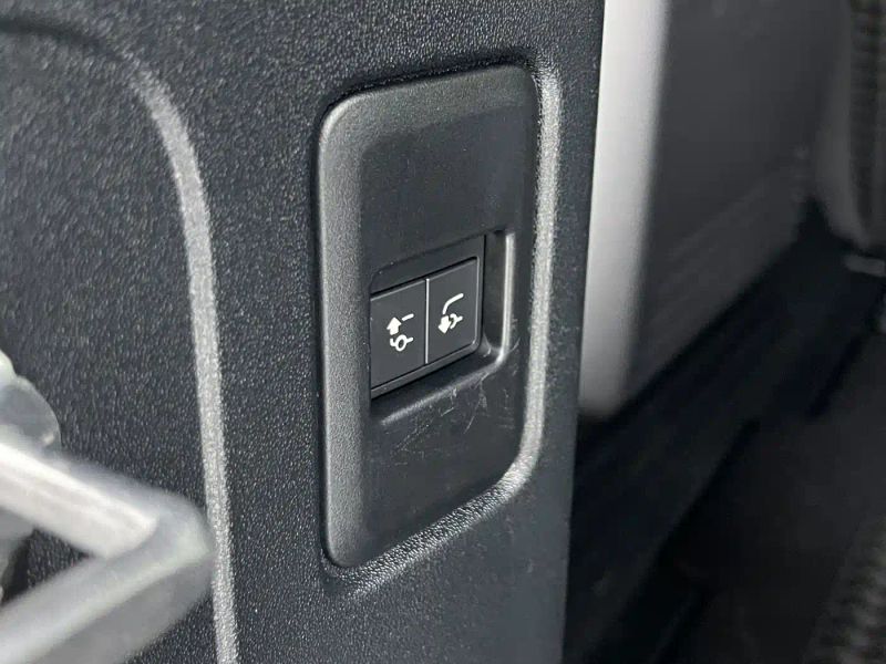 Range_rover Defender
